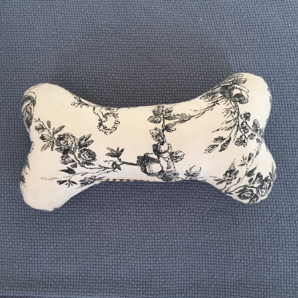 Toile Dog Bone toy - Picture 2 of 4